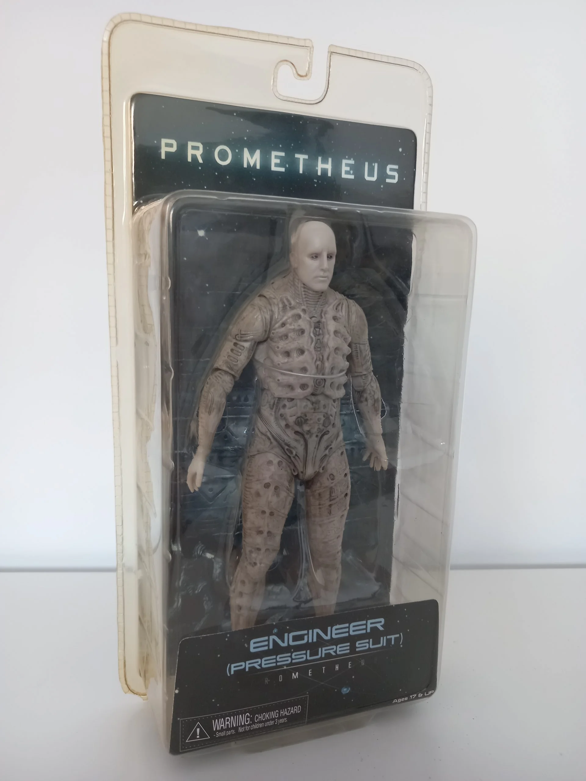 Prometheus Engineer Pressure Suit NECA