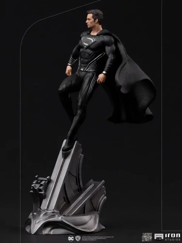 Zack Snyder's Justice League Estatua 1/10 Art Scale Superman Black Suit 30 cm Iron Studios Zack Snyder's Justice League Estatua 1/10 Art Scale Superman Black Suit 30 cm Iron Studios